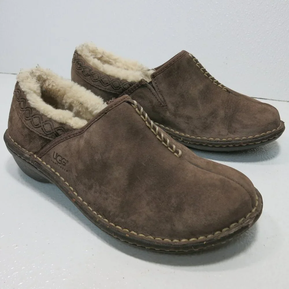 UGG Australia Bettey Suede Leather Sheepskin Lining Clogs Slide On Brown Sz 7